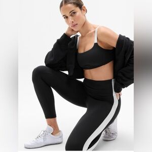 NWT-Athleta Shine Strap Bra, Large A-C